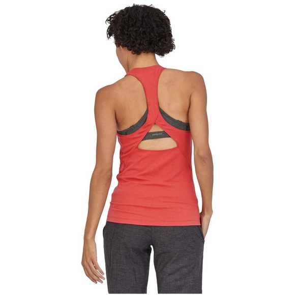 NEW Patagonia Women’s Arnica Tank in Sumac Red - Picture 6 of 12